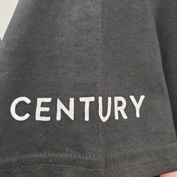 Peloton Century Club T-Shirt Black Graphic Unisex - Picture 5 of 8